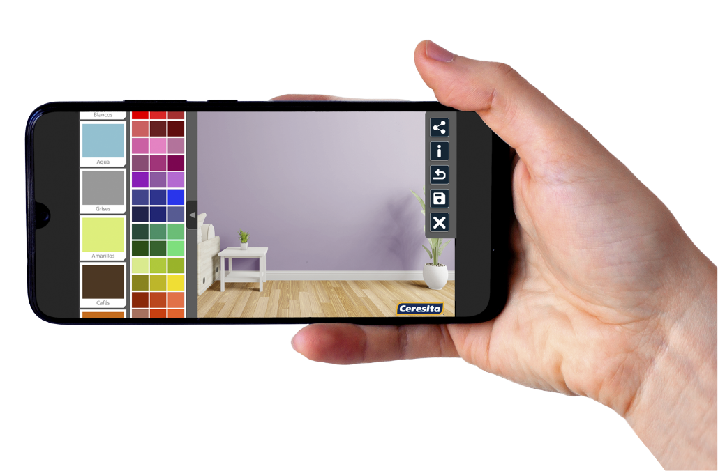 Mano sosteniendo celular con app de smart color
